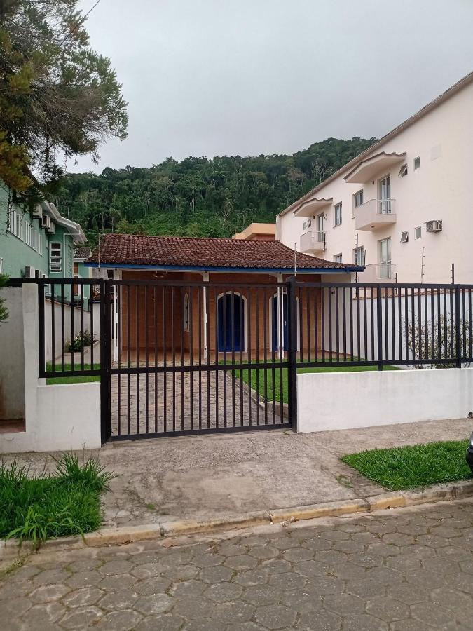 Casa Praia Grande Com Churrasqueira Villa Ubatuba Buitenkant foto